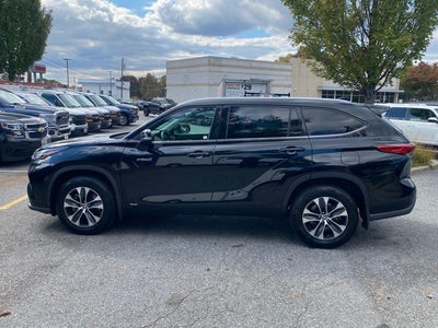 2021 Toyota Highlander Hybrid XLE