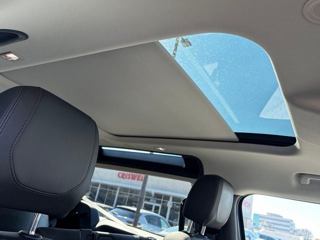 2023 Land Rover Defender 90 S