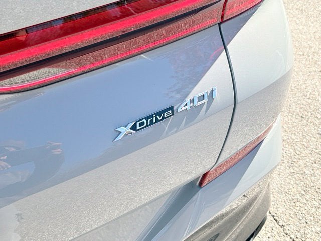 2025 BMW X6 xDrive40i