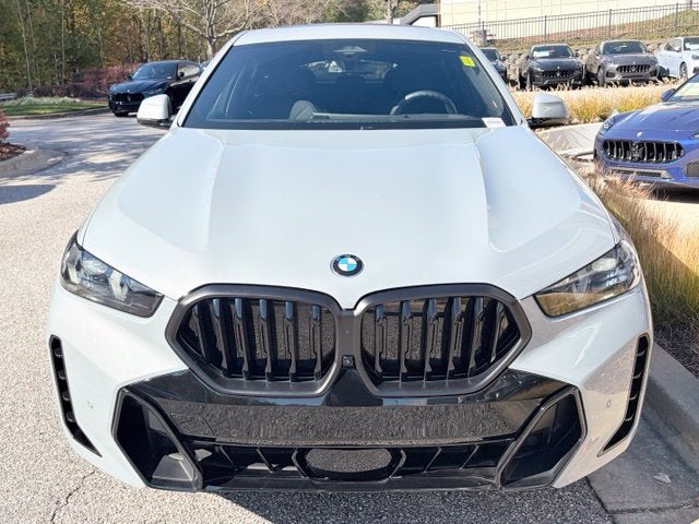 2025 BMW X6 xDrive40i