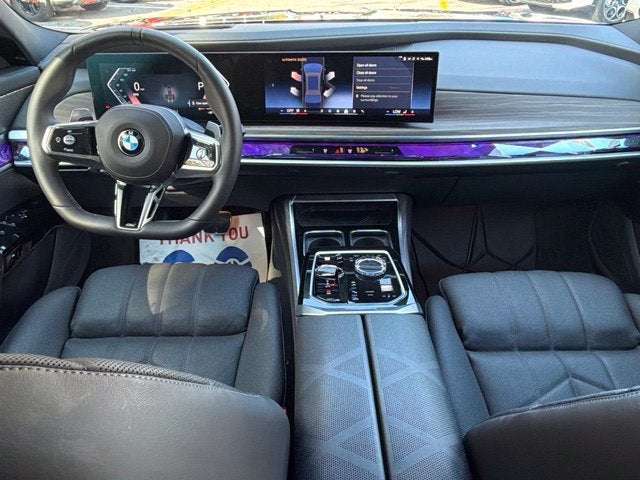 2025 BMW 760i xDrive