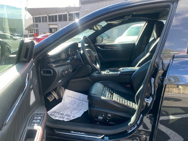 2022 Maserati Quattroporte Trofeo