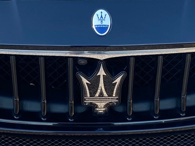 2022 Maserati Ghibli Modena Q4