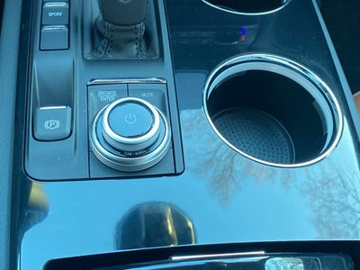 2022 Maserati Ghibli Modena Q4