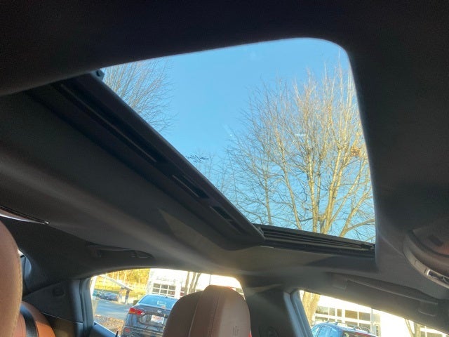 2022 Maserati Ghibli Modena Q4