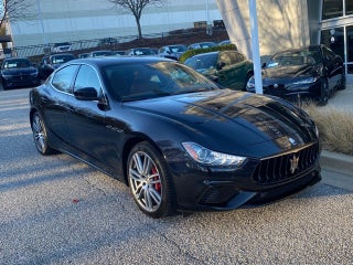 2022 Maserati Ghibli Modena Q4