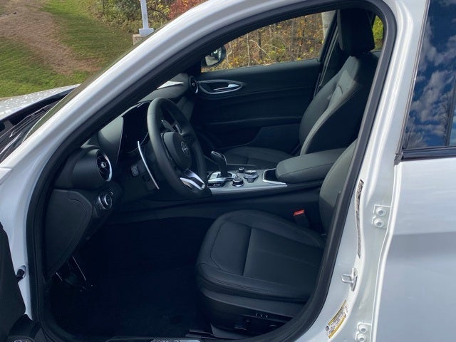 2025 Alfa Romeo Giulia GIULIA AWD