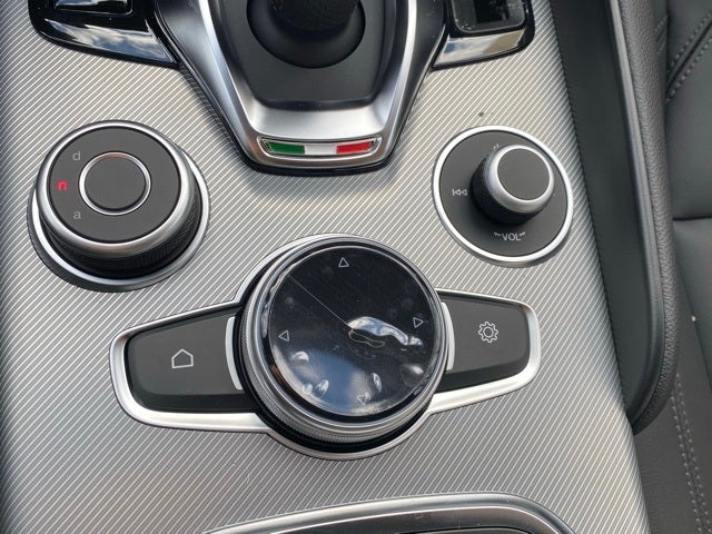 2025 Alfa Romeo Giulia GIULIA AWD