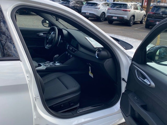 2025 Alfa Romeo Giulia GIULIA AWD