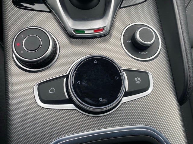 2024 Alfa Romeo Giulia Ti AWD