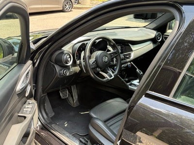 2023 Alfa Romeo Giulia Veloce AWD