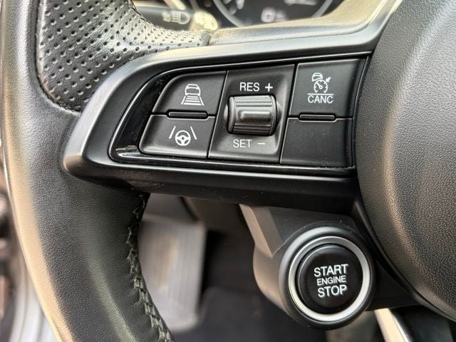 2023 Alfa Romeo Giulia Veloce AWD
