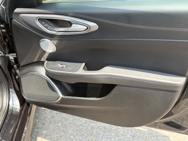 2023 Alfa Romeo Giulia Veloce AWD