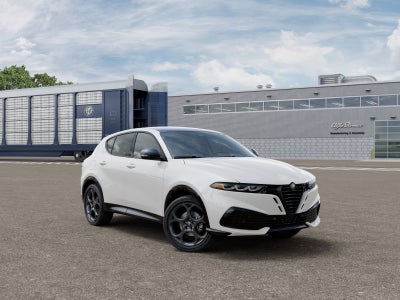 2026 Alfa Romeo Tonale Base