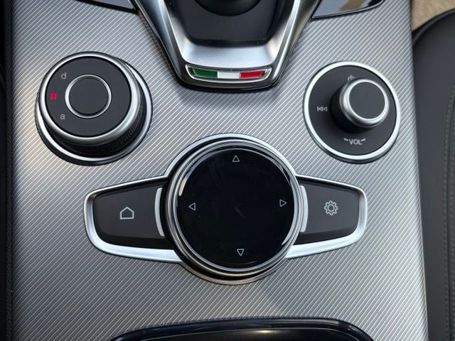 2026 Alfa Romeo Stelvio STELVIO AWD