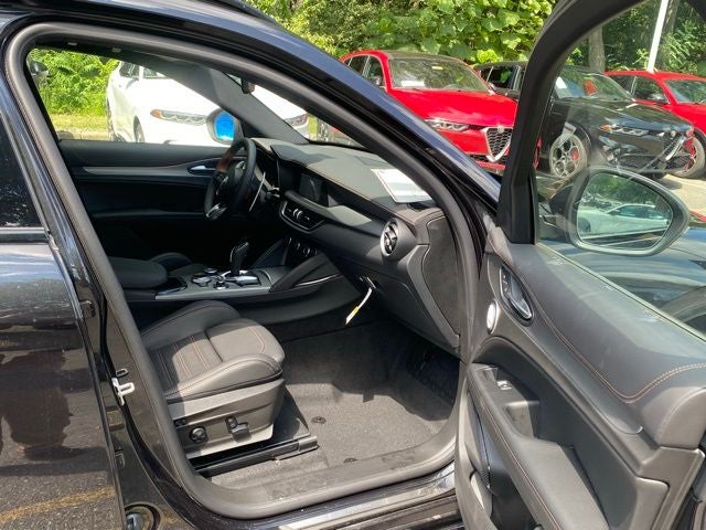 2025 Alfa Romeo Stelvio STELVIO INTENSA AWD