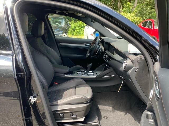 2025 Alfa Romeo Stelvio STELVIO INTENSA AWD