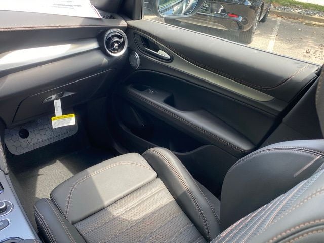 2025 Alfa Romeo Stelvio STELVIO INTENSA AWD