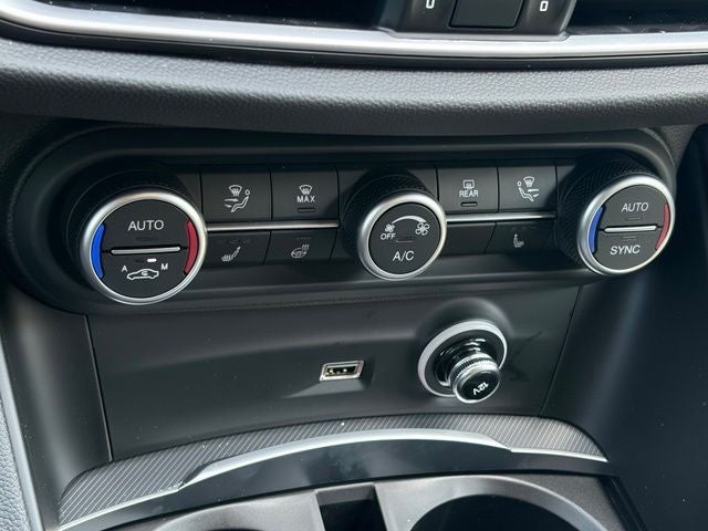 2026 Alfa Romeo Stelvio STELVIO AWD