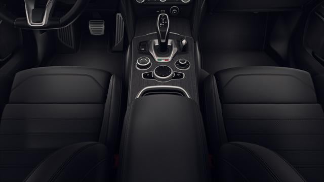 2026 Alfa Romeo Stelvio Base