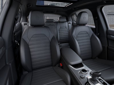 2026 Alfa Romeo Stelvio Base