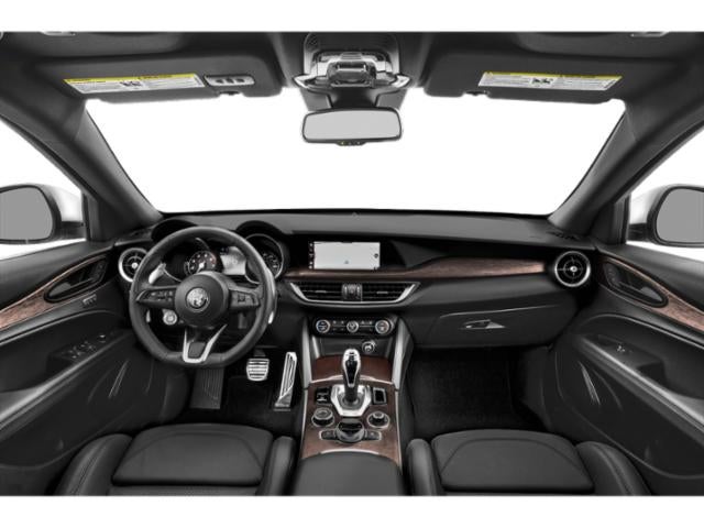 2023 Alfa Romeo Stelvio Estrema AWD