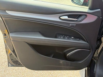 2023 Alfa Romeo Stelvio Veloce AWD