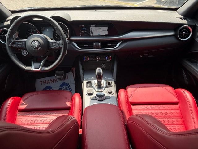 2023 Alfa Romeo Stelvio Veloce AWD