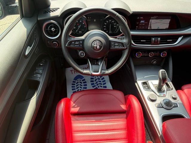 2023 Alfa Romeo Stelvio Veloce AWD