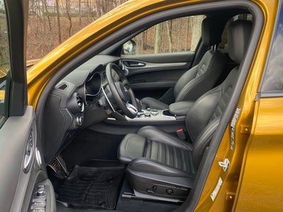 2022 Alfa Romeo Stelvio Veloce Ti AWD