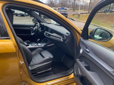 2022 Alfa Romeo Stelvio Veloce Ti AWD