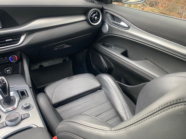 2022 Alfa Romeo Stelvio Veloce Ti AWD