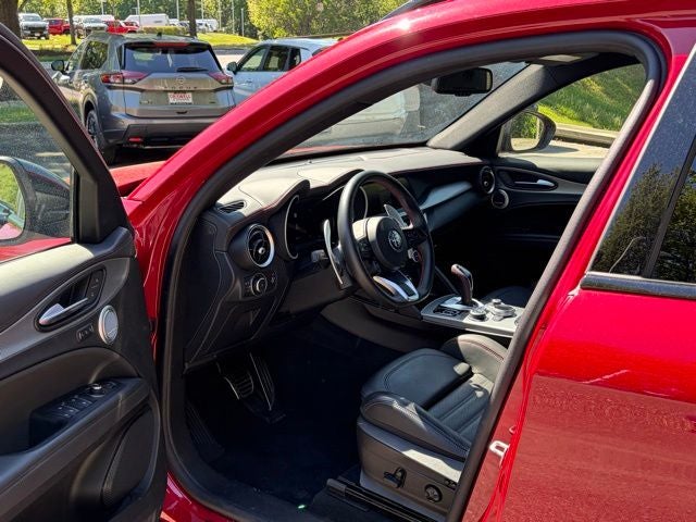 2024 Alfa Romeo Stelvio Competizione AWD