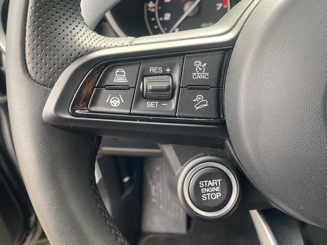 2023 Alfa Romeo Stelvio Veloce AWD