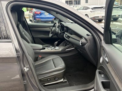 2023 Alfa Romeo Stelvio Ti AWD