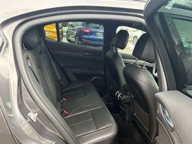 2023 Alfa Romeo Stelvio Ti AWD