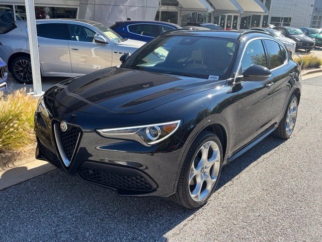 2023 Alfa Romeo Stelvio Lusso AWD