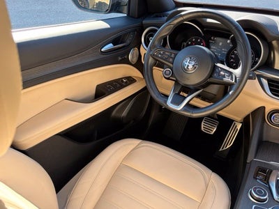 2023 Alfa Romeo Stelvio Lusso AWD