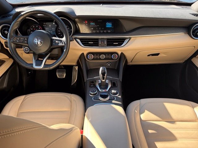 2023 Alfa Romeo Stelvio Lusso AWD