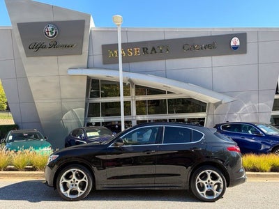 2023 Alfa Romeo Stelvio Lusso AWD