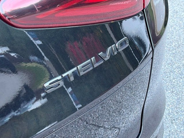 2023 Alfa Romeo Stelvio Estrema AWD