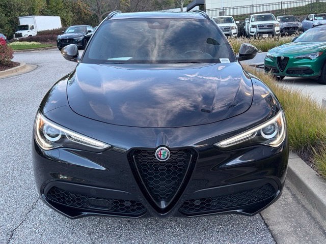 2023 Alfa Romeo Stelvio Estrema AWD