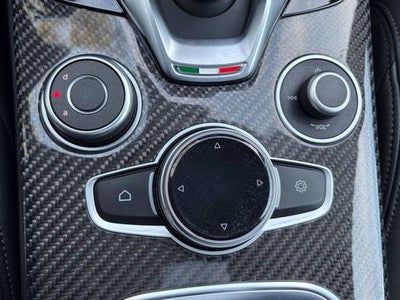 2023 Alfa Romeo Stelvio Estrema AWD