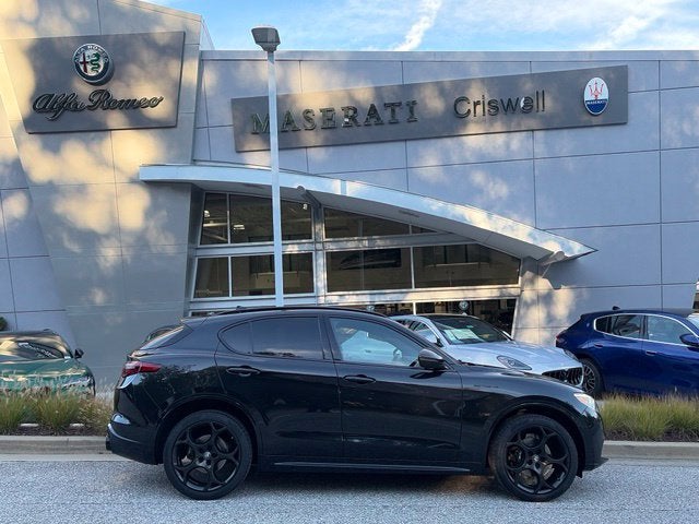 2023 Alfa Romeo Stelvio Estrema AWD