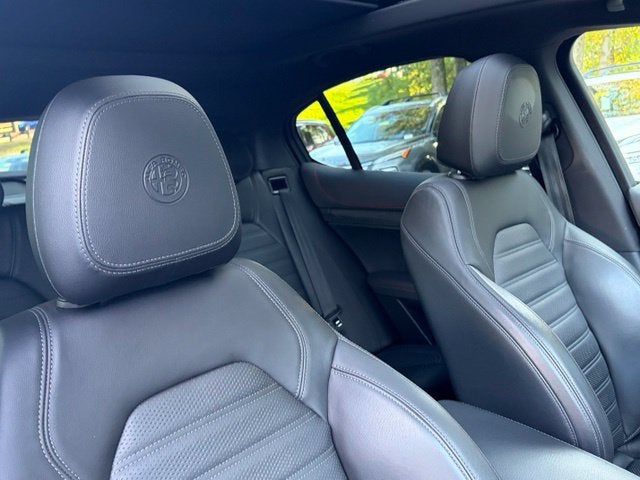 2023 Alfa Romeo Stelvio Estrema AWD