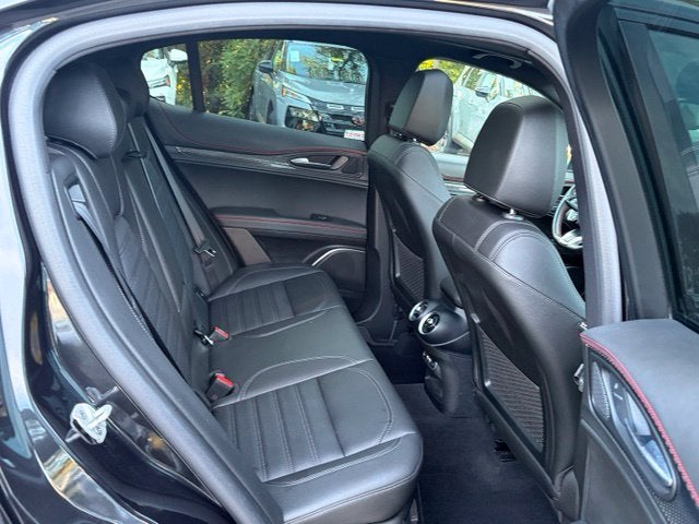 2023 Alfa Romeo Stelvio Estrema AWD