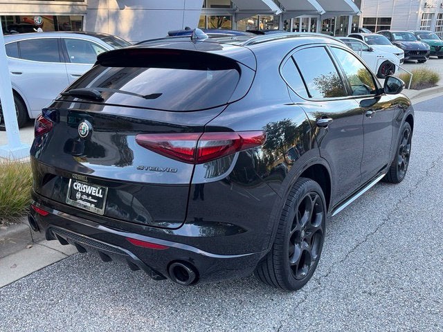 2023 Alfa Romeo Stelvio Estrema AWD