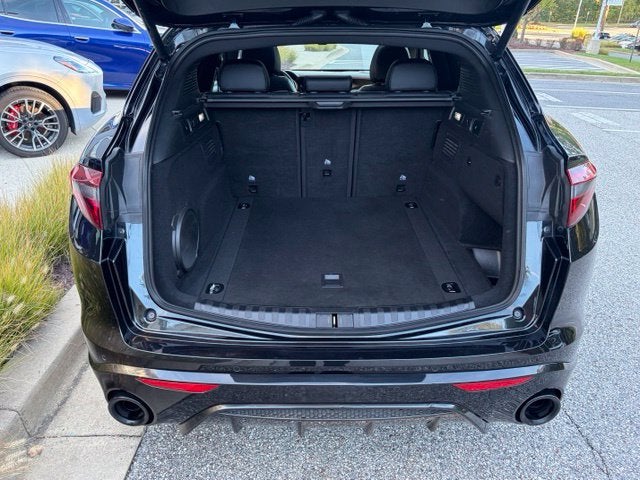 2023 Alfa Romeo Stelvio Estrema AWD