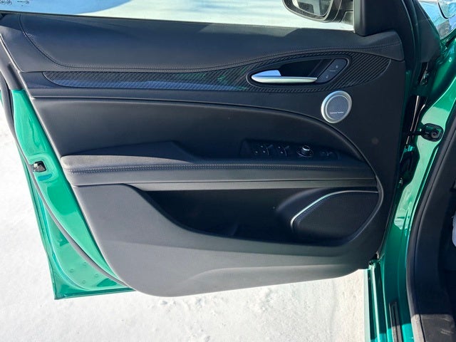 2023 Alfa Romeo Stelvio Quadrifoglio AWD