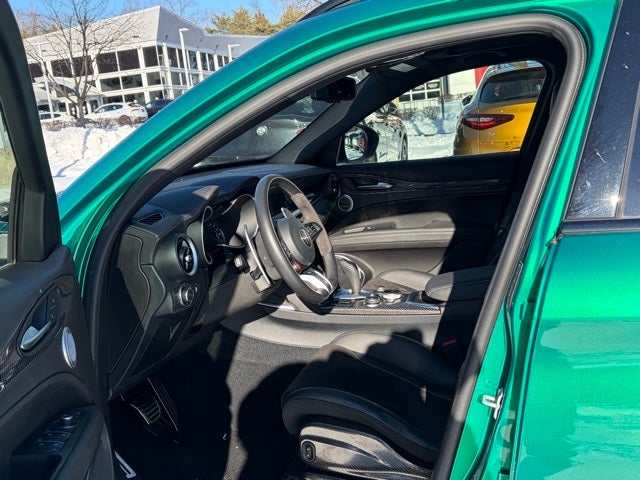 2023 Alfa Romeo Stelvio Quadrifoglio AWD